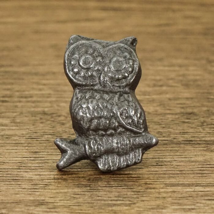 Furniture handle OWL