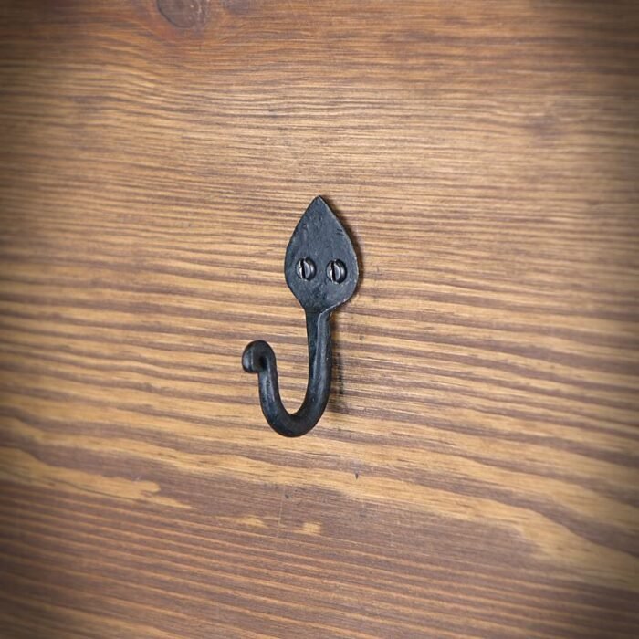 Clothes hook